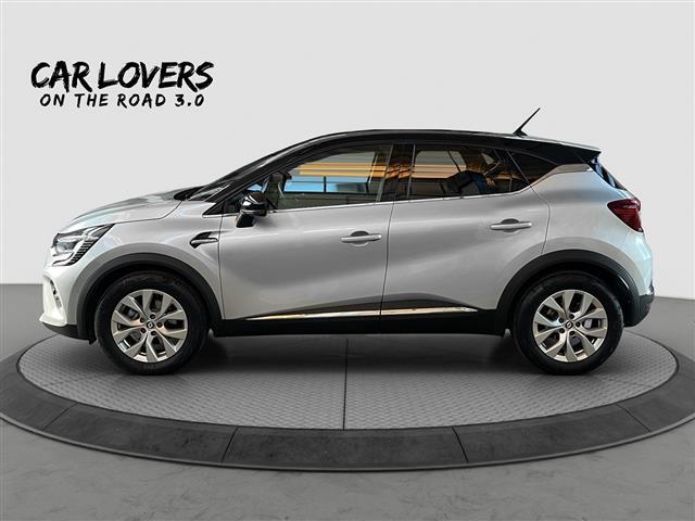 RENAULT Captur 05256752_VO38013034