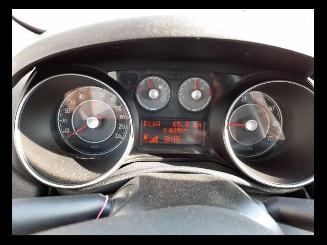 FIAT Punto 00006142_VO38033579