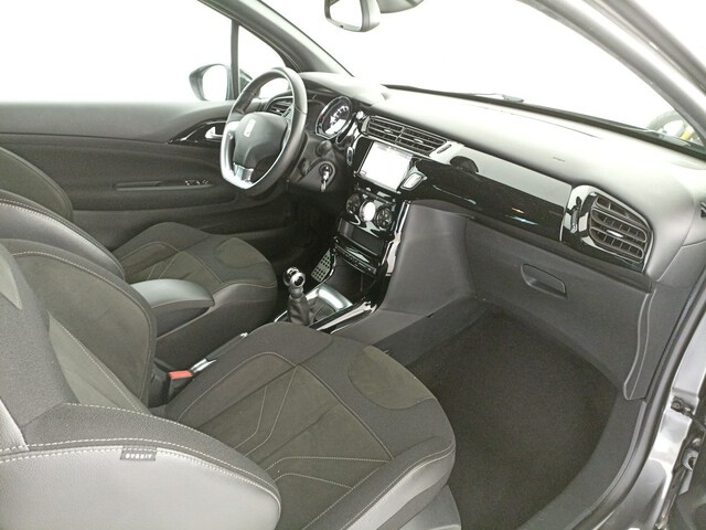 Inside 3 Diesel  Gris Shark