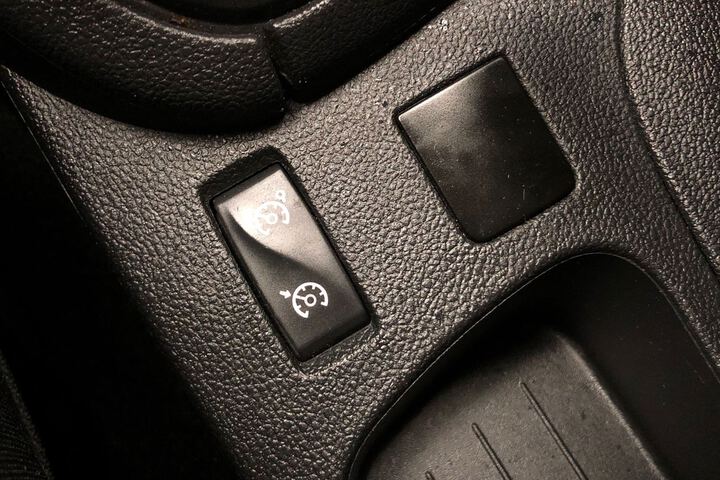 Inside Clio  Blanco