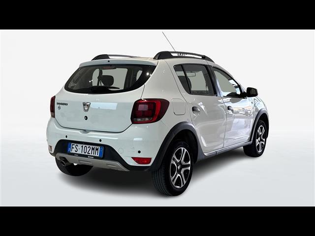 DACIA Sandero  Stepway 04998234_VO38013058