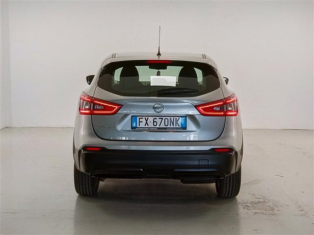 NISSAN Qashqai 06076960_VO38053400