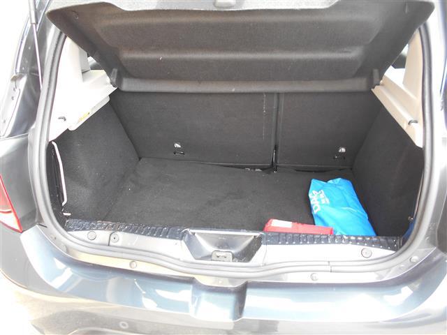 DACIA Sandero 01247358_VO38043211