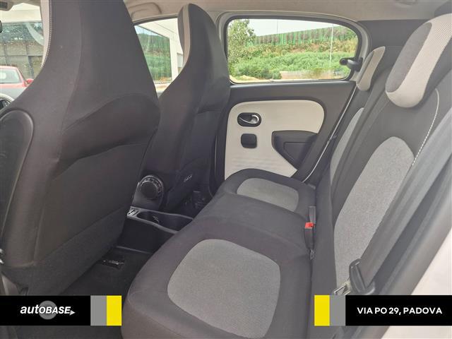 RENAULT Twingo 01096216_VO38013498
