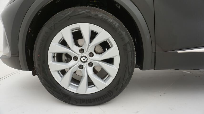 Outside Captur  Negro