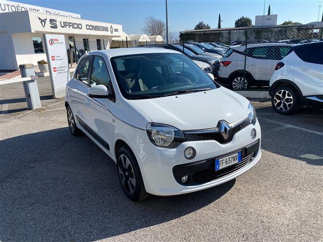 RENAULT Twingo 02640662_VO38043366