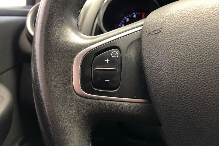 Inside Clio Diesel  Blanco