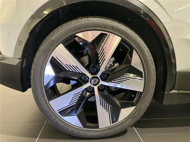 RENAULT Megane IV E Tech 00971856_VO38023207