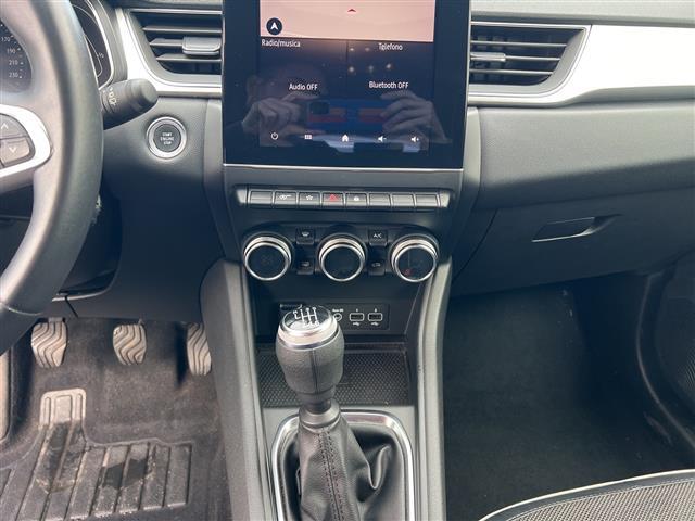 RENAULT Captur 05258132_VO38013034