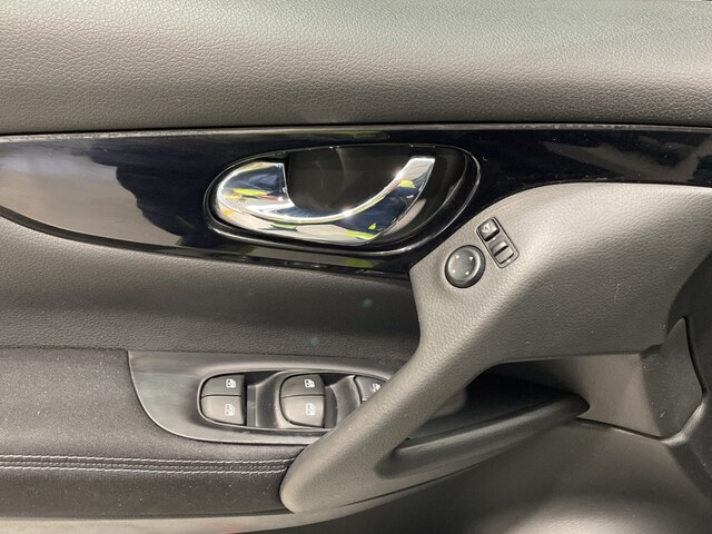 Inside Qashqai  Negro 