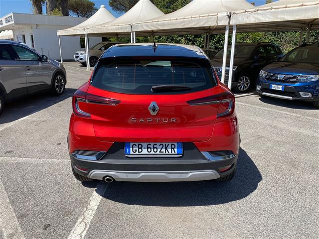 RENAULT Captur 02640974_VO38043366