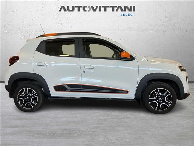 DACIA Spring 00984828_VO38023207