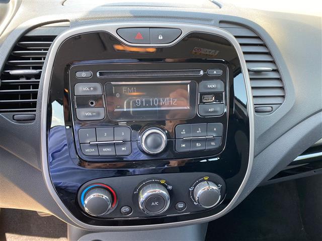 RENAULT Captur 02640282_VO38043366