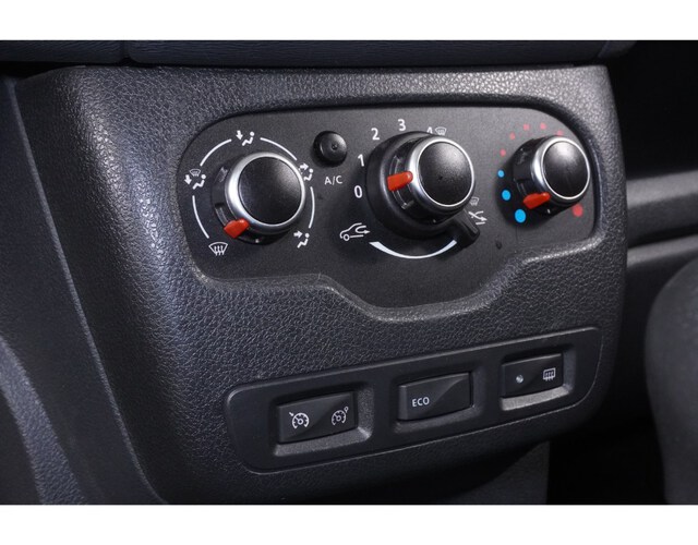 Inside Lodgy Diesel  GRIS
