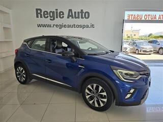 RENAULT Captur 04996372_VO38013058