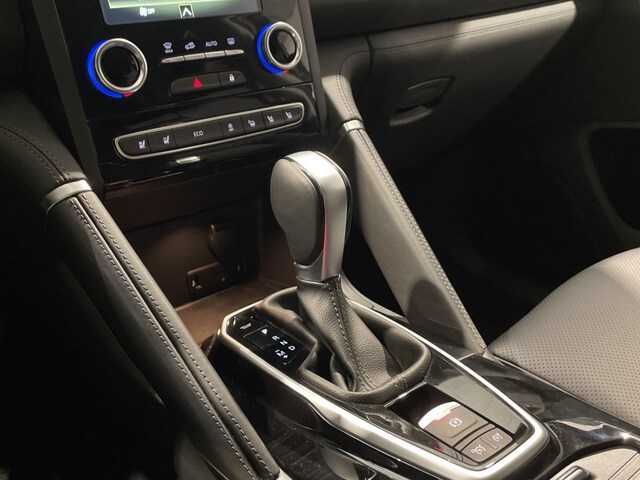 Inside Koleos  Negro