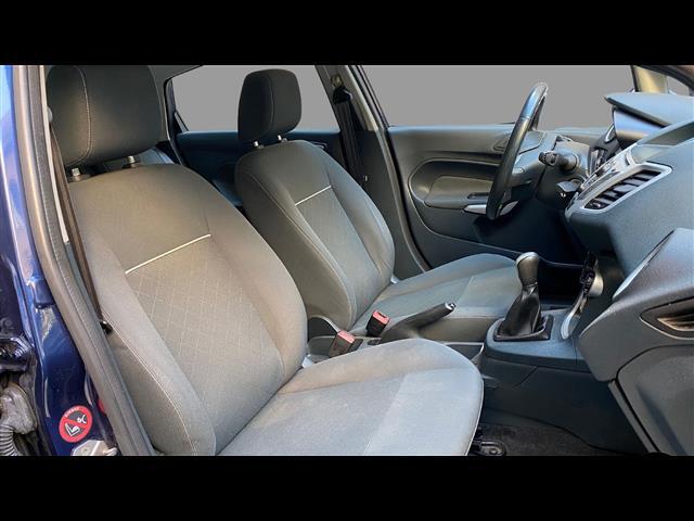 FORD Fiesta 00006306_VO38033579