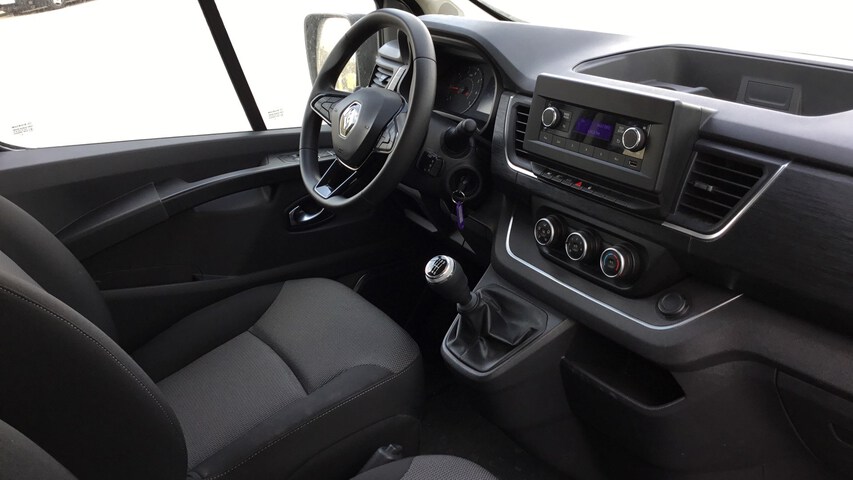 Inside Trafic Combi Diesel  Blanco