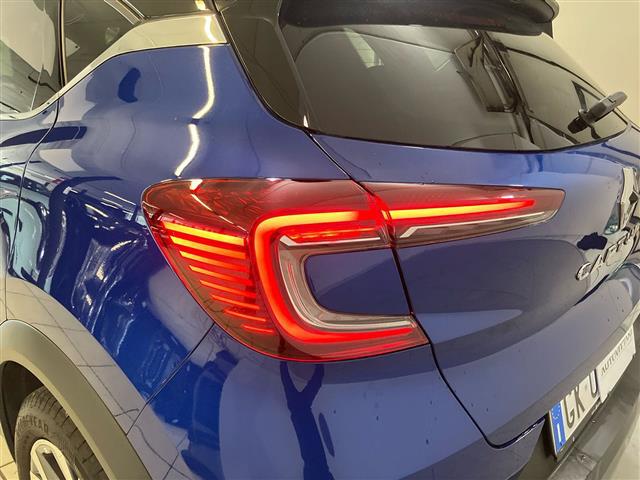 RENAULT Captur 00985038_VO38023207