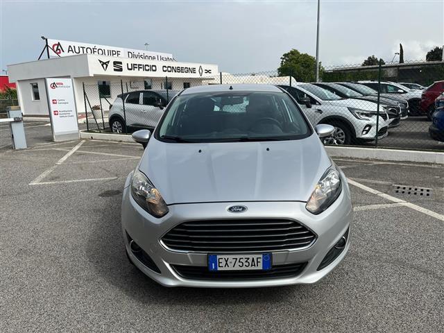 FORD Fiesta 02639579_VO38043366