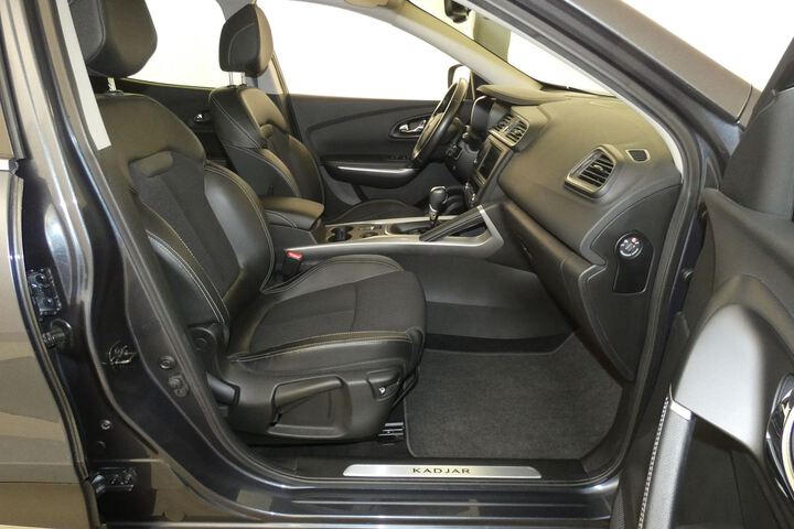 Inside Kadjar Diesel  Gris Titanium