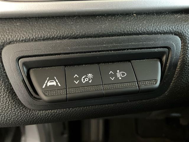 RENAULT Captur 00985299_VO38023207
