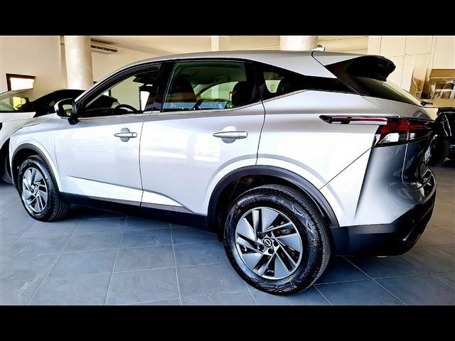 NISSAN Qashqai 00812196_VO38013074