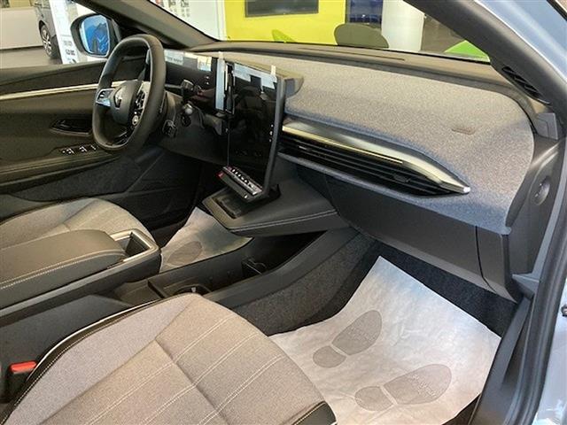 RENAULT Megane 00086711_VO38023184