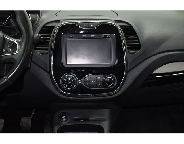 Inside Captur Diesel  Crema