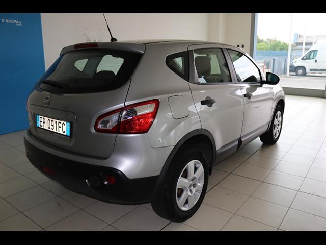 NISSAN Qashqai 00552236_VO38013066