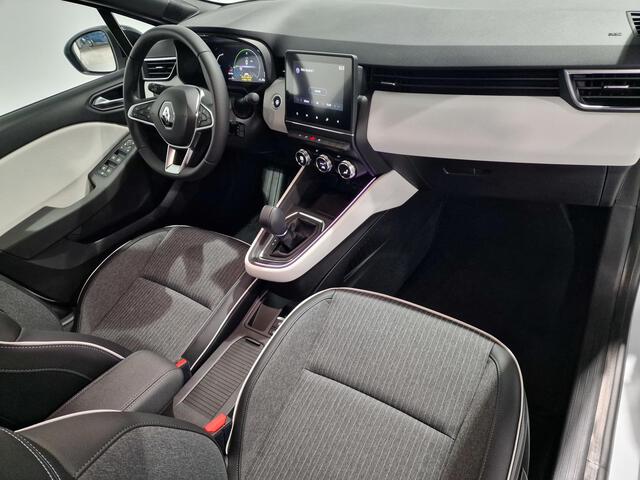 Inside Clio Híbrido  Blanco