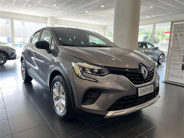RENAULT Captur 00024197_VO38013404