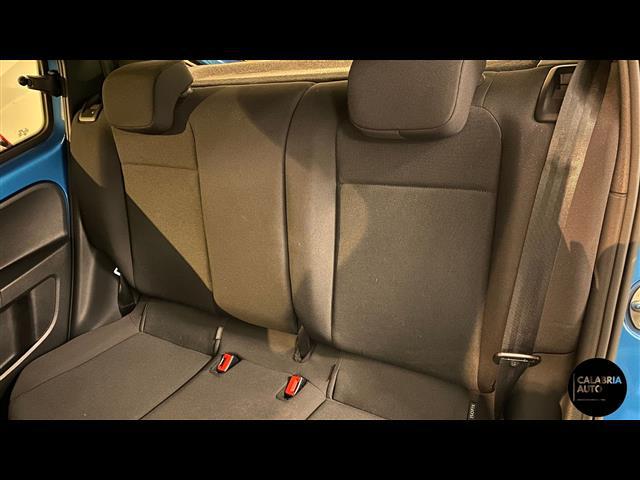 VOLKSWAGEN up  5p 2017 00006403_VO38033579