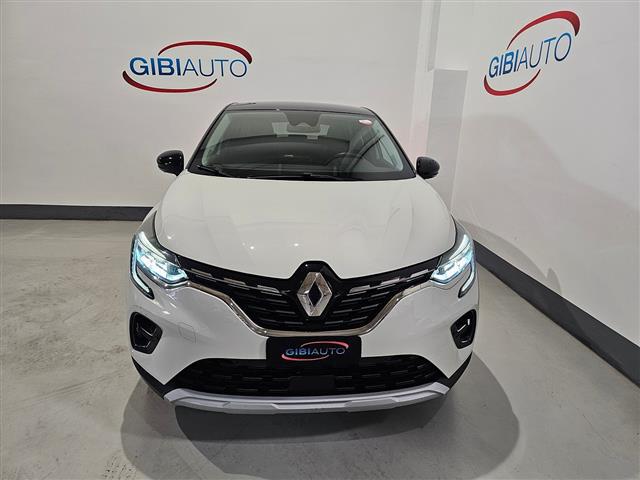 RENAULT Captur 02416181_VO38013170