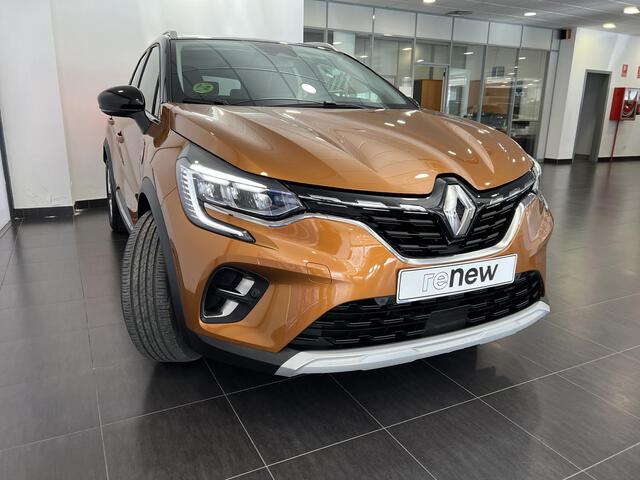 Outside Captur  Naranja Atakama con 