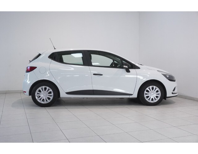 Outside Clio Diesel  Blanco Nacarado