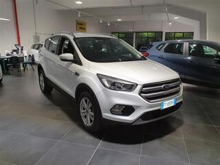 FORD Kuga 00006433_VO38043858