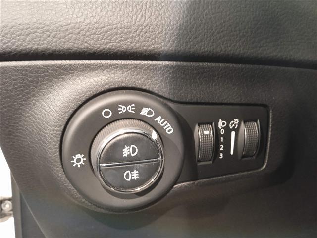 JEEP Compass 00014192_VO38043670