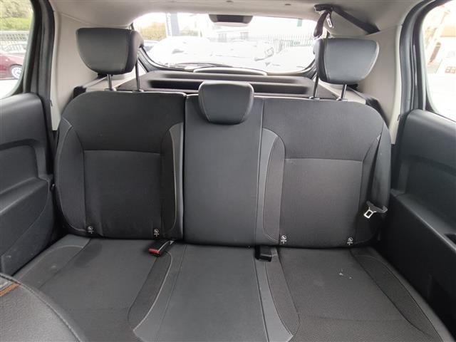 DACIA Sandero  Stepway 05890523_VO38013080