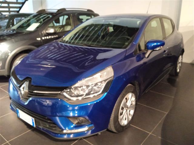 RENAULT Clio 00014420_VO38043670
