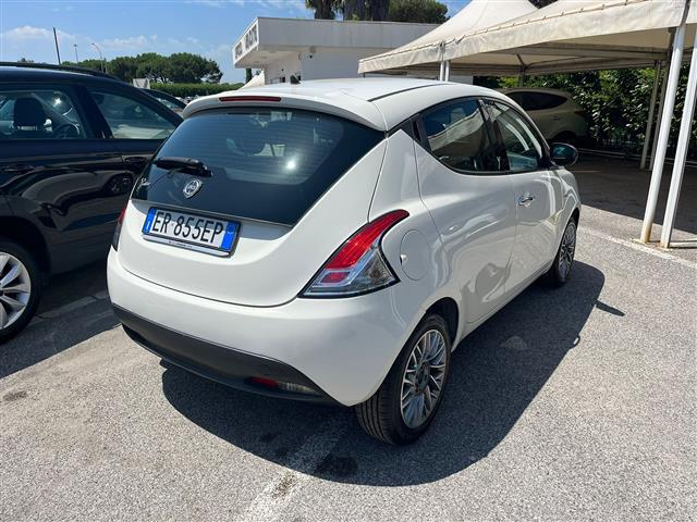 LANCIA Ypsilon 02641522_VO38043366