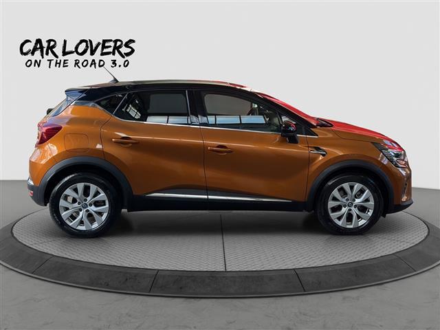 RENAULT Captur 05257433_VO38013034