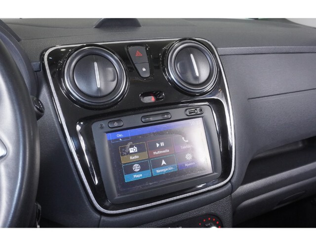 Inside Lodgy Diesel  GRIS