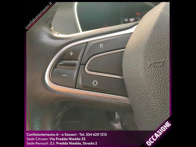RENAULT Megane 00009393_VO38013165