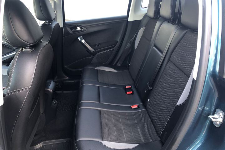 Inside 2008 Diesel  Emerald Crystal