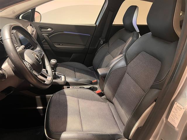 RENAULT Captur 01249485_VO38013065