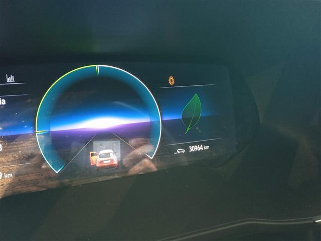 RENAULT ZOE 00014623_VO38043670