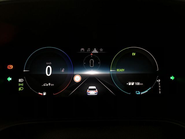 Inside Mégane Sport Tourer Híbrido Enchufable  Gris Highland