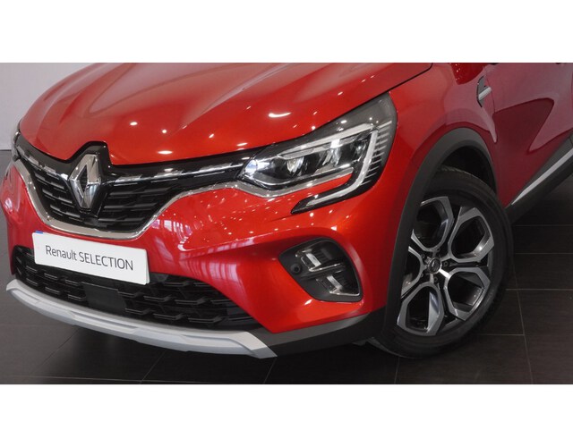 Outside Captur Diesel  Rojo Deseo con techo