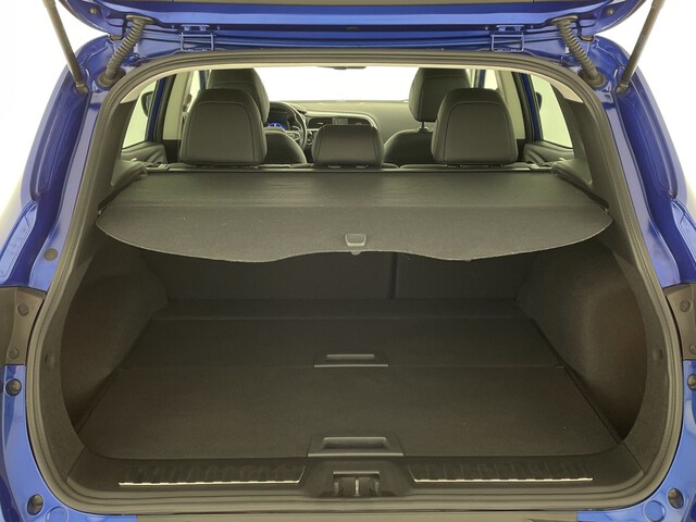 Outside Kadjar Diesel  Azul Rayo